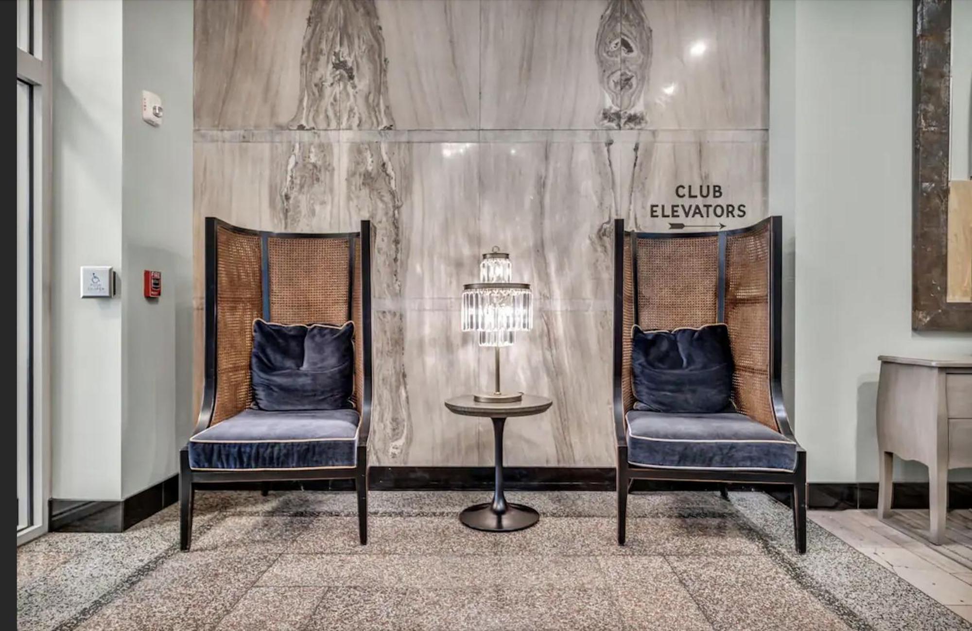Heart Of Dt With Free Pool & Steam Plus Gym Luxe 812 Cleveland Eksteriør bilde