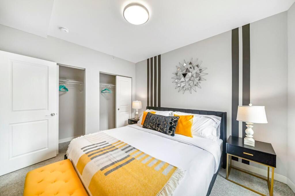 Heart Of Dt With Free Pool & Steam Plus Gym Luxe 812 Cleveland Eksteriør bilde
