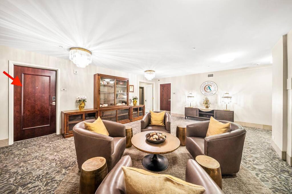 Heart Of Dt With Free Pool & Steam Plus Gym Luxe 812 Cleveland Eksteriør bilde