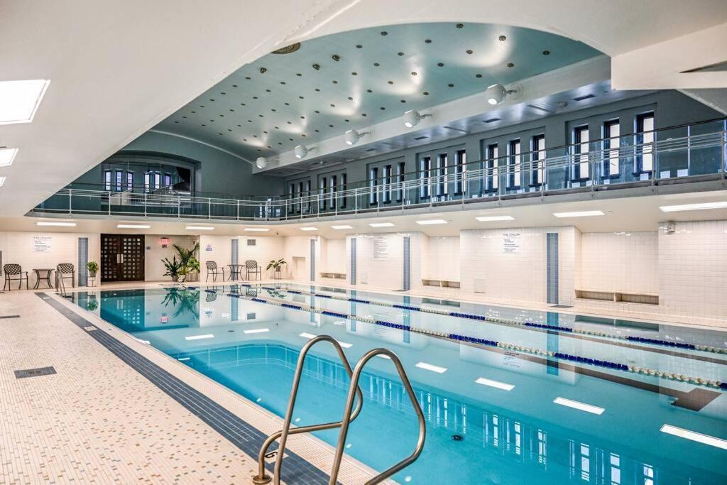 Heart Of Dt With Free Pool & Steam Plus Gym Luxe 812 Cleveland Eksteriør bilde