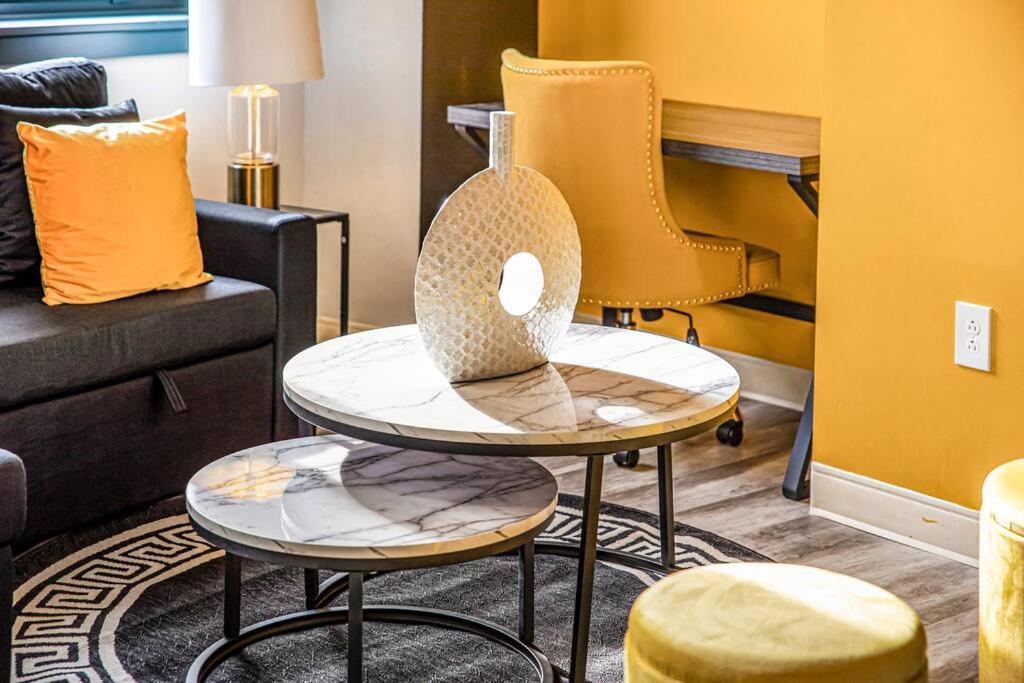 Heart Of Dt With Free Pool & Steam Plus Gym Luxe 812 Cleveland Eksteriør bilde